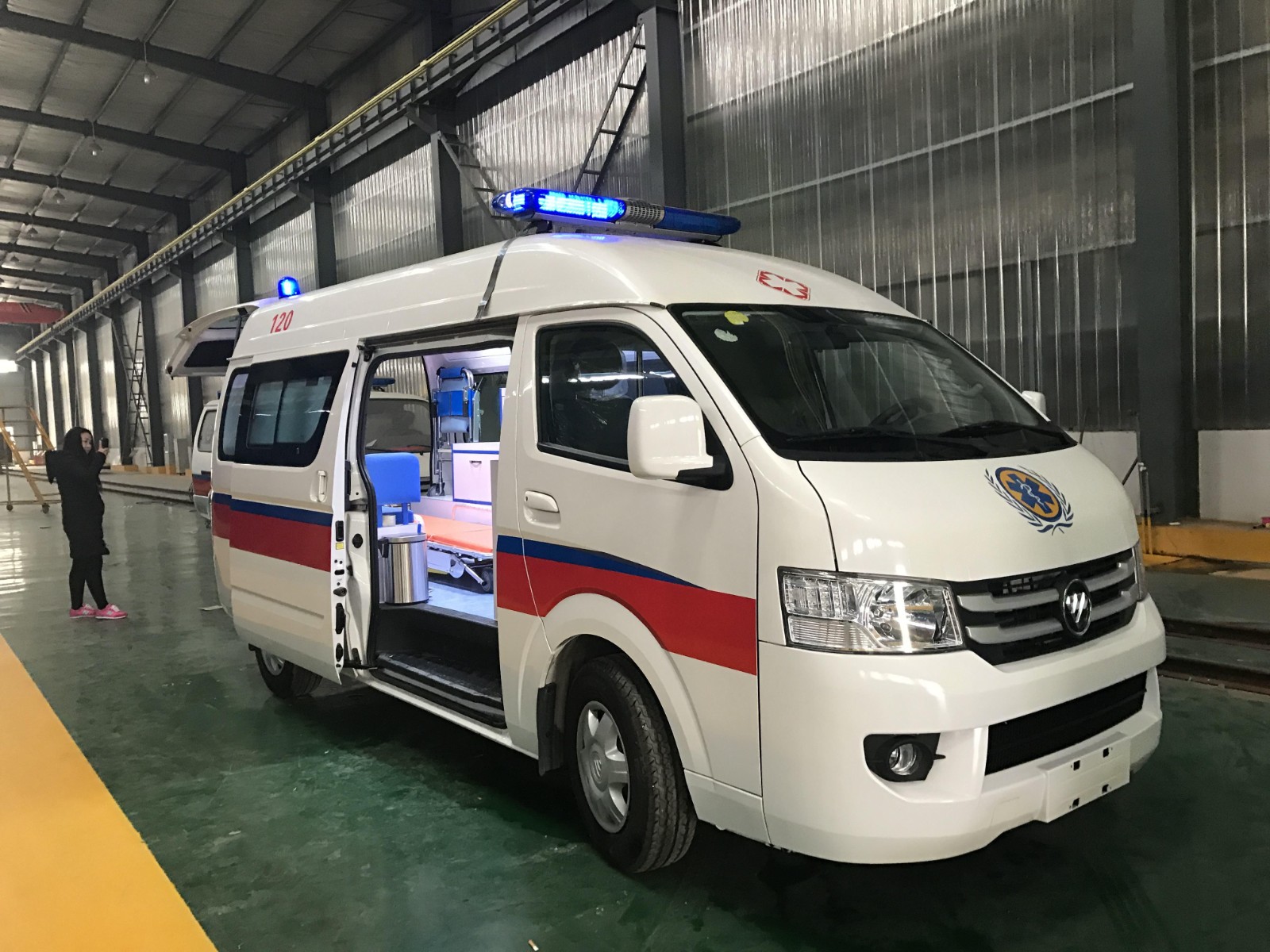 湄潭县救护车转院